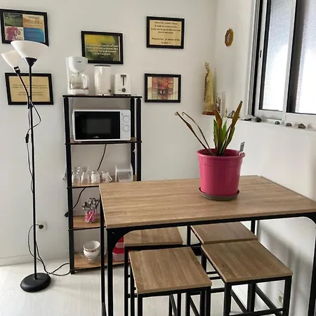 Δωμάτια σε οικογενειακή κατοικία Chambre Chez L'Habitant